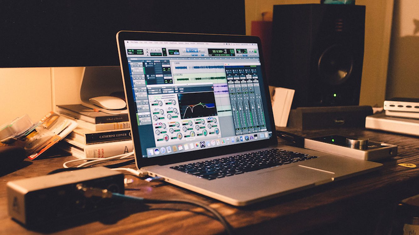 pro tools laptop